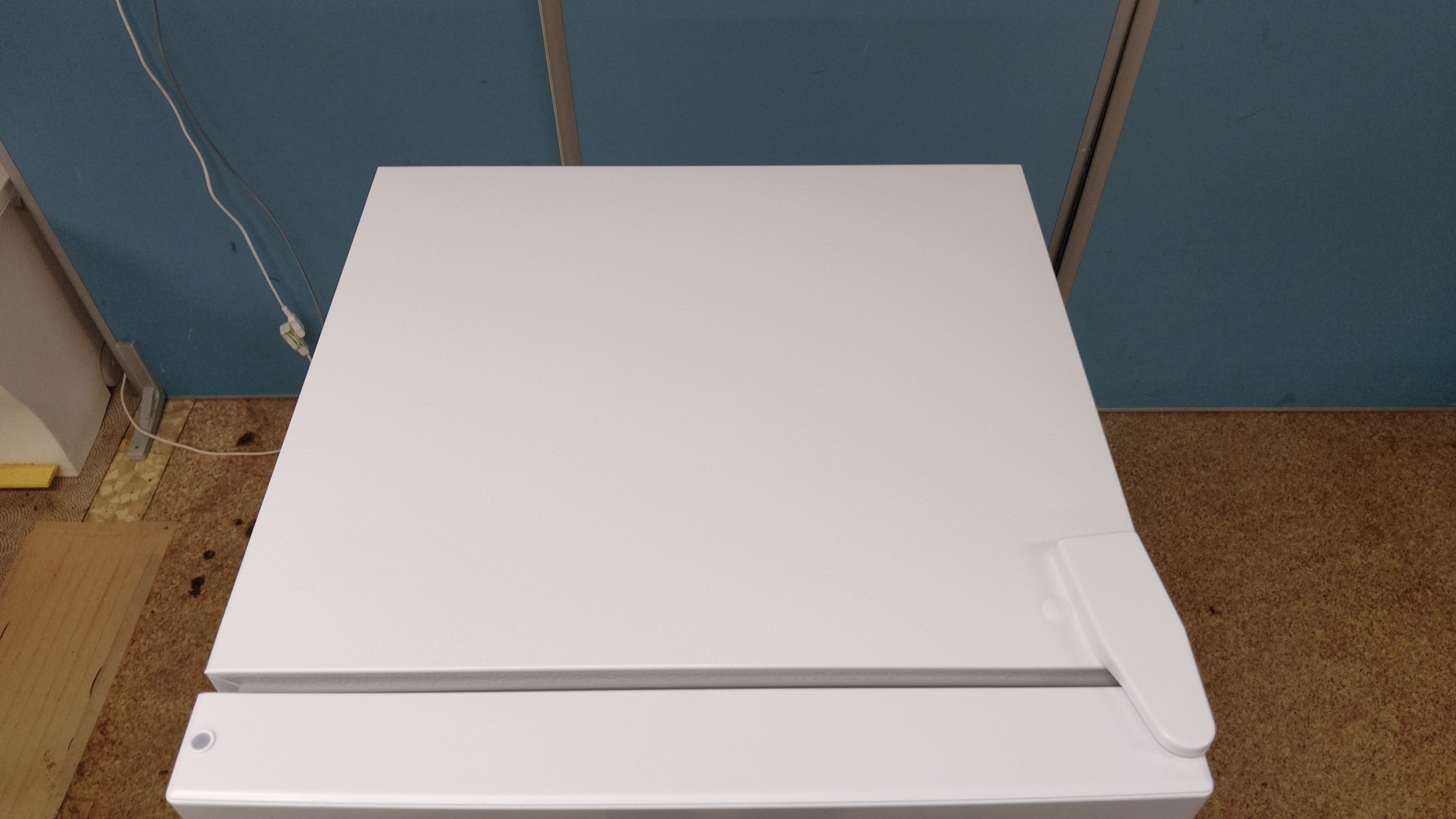 【中古】Hisense 2ドアノンフロン冷凍冷蔵庫 124L 2024年製 HR-B12HW - 画像 (12)