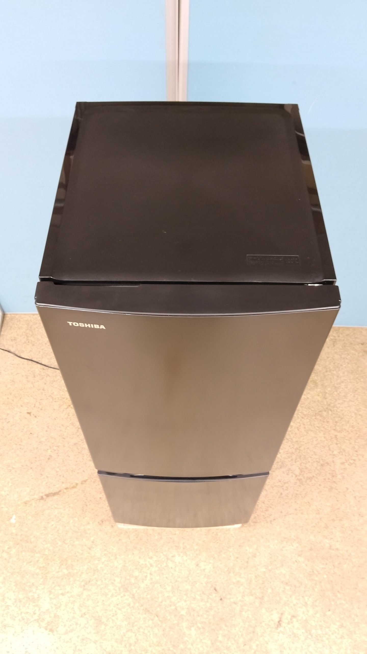 【中古】TOSHIBA 東芝 2ドアノンフロン冷凍冷蔵庫 153L 2023年製 GR-U15BS(K) - 画像 (5)