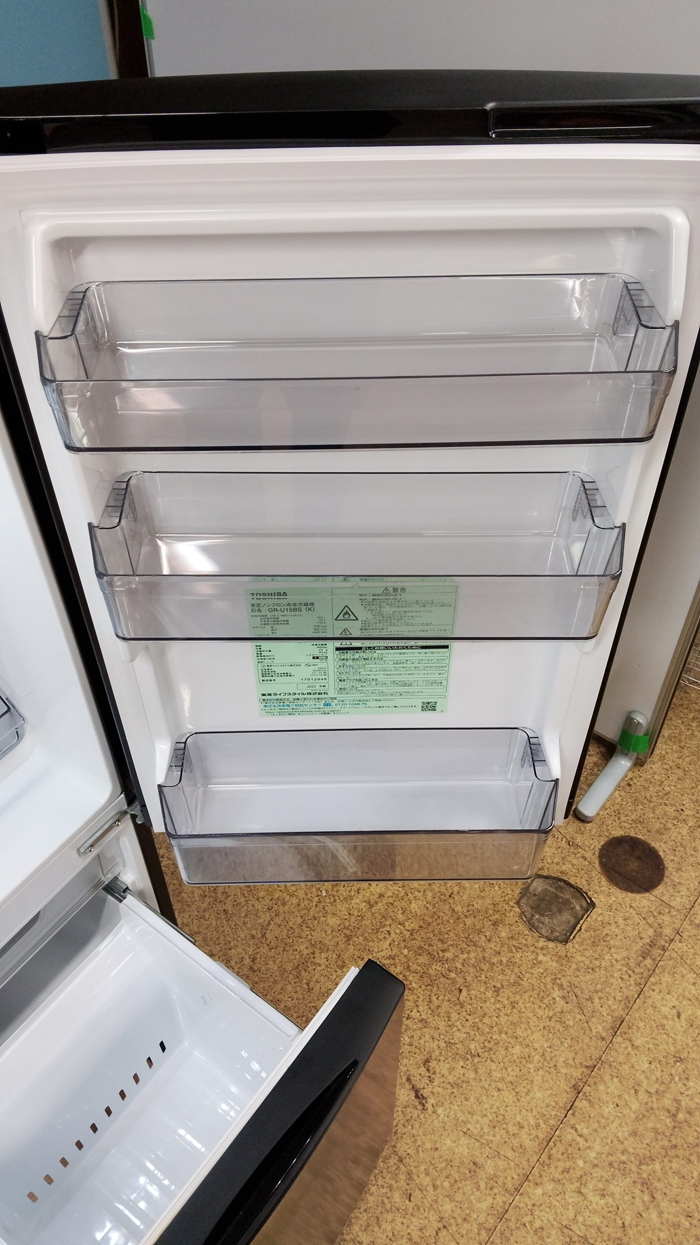 【中古】TOSHIBA 東芝 2ドアノンフロン冷凍冷蔵庫 153L 2023年製 GR-U15BS(K) - 画像 (8)