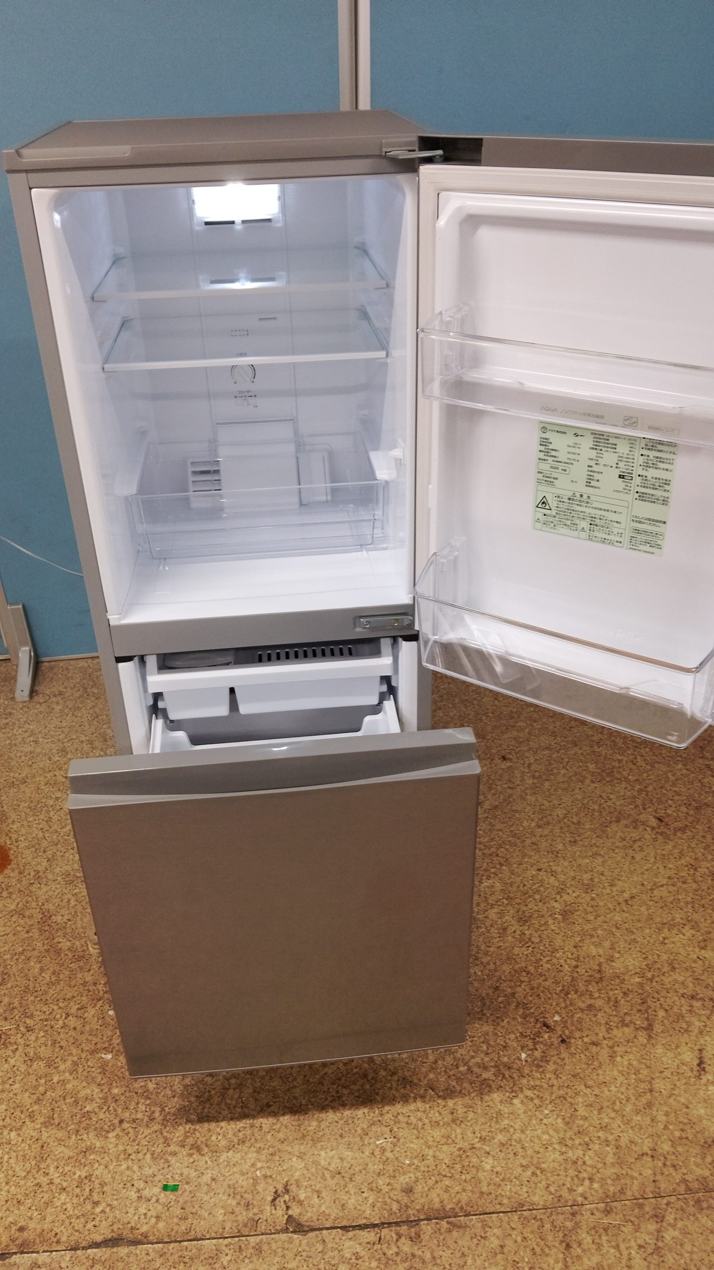 【中古】AQUA 2ドア冷凍冷蔵庫 126L 2022年製 AQR-13M(S) - 画像 (10)