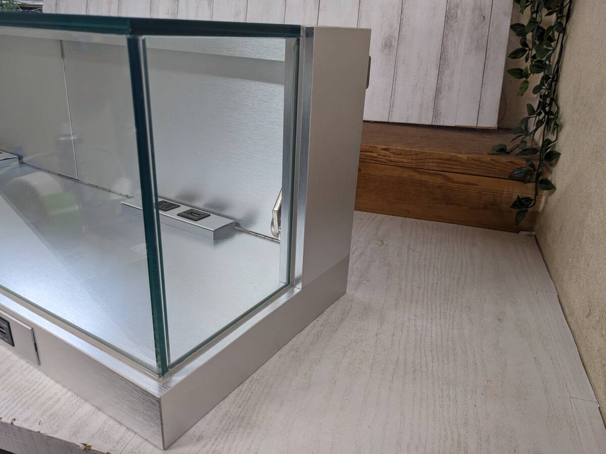 【中古】ガラスケース ショーケース 卓上 コンセント USBポート 各4口 - 画像 (4)